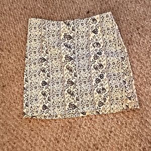 Free People floral mimi skirt. Size 4.